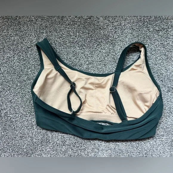 Old Navy Women’s Scoop Neck Tank Bikini Top Size Small in Green - Picture 4 of 6